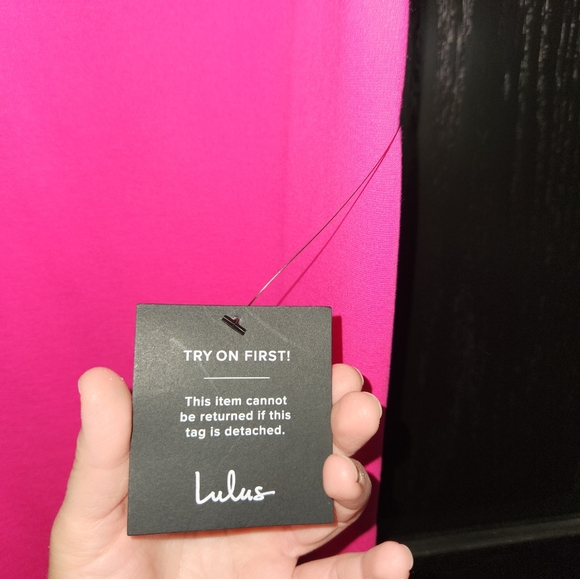 Lulu's dress. Size SMALL. BODYCON HOT 🔥 Pink - Picture 4 of 6